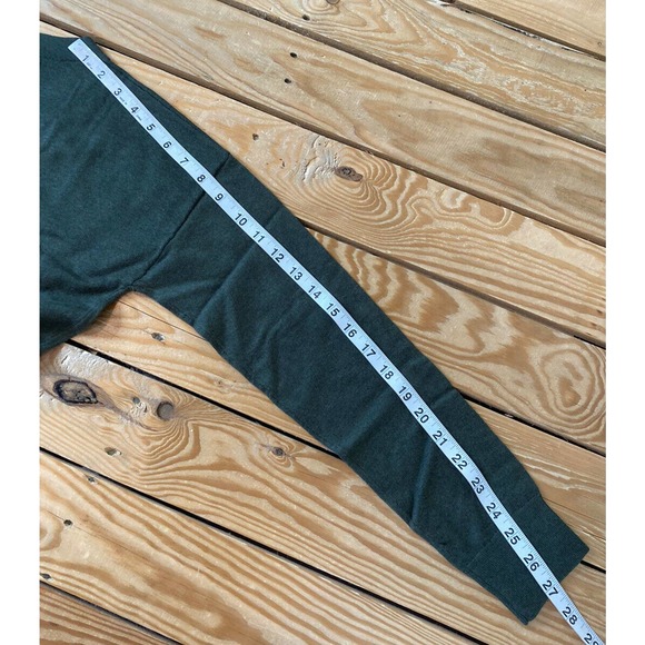 NWT Banana Republic V Neck Sweater Size Small Men’s Green Luxe Yarn - Picture 10 of 10